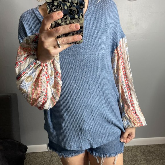 Altar'd State Tops - Altar'd State Blue Thermal Boho Bell Sleeve Top